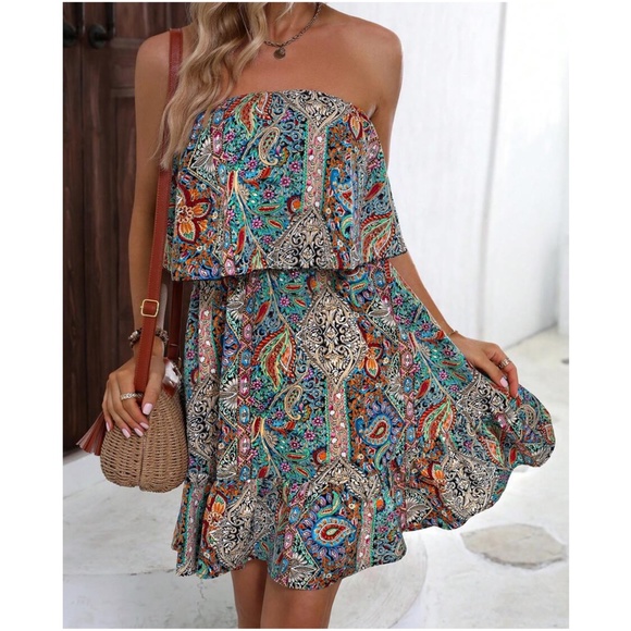 Dresses & Skirts - Boho Paisley Print Strapless Tube Mini Dress